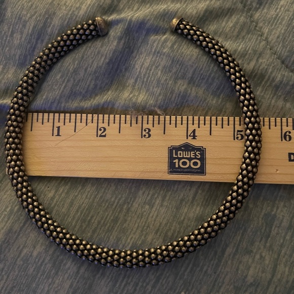 Silver tone choker necklace. Slip on - Picture 4 of 7